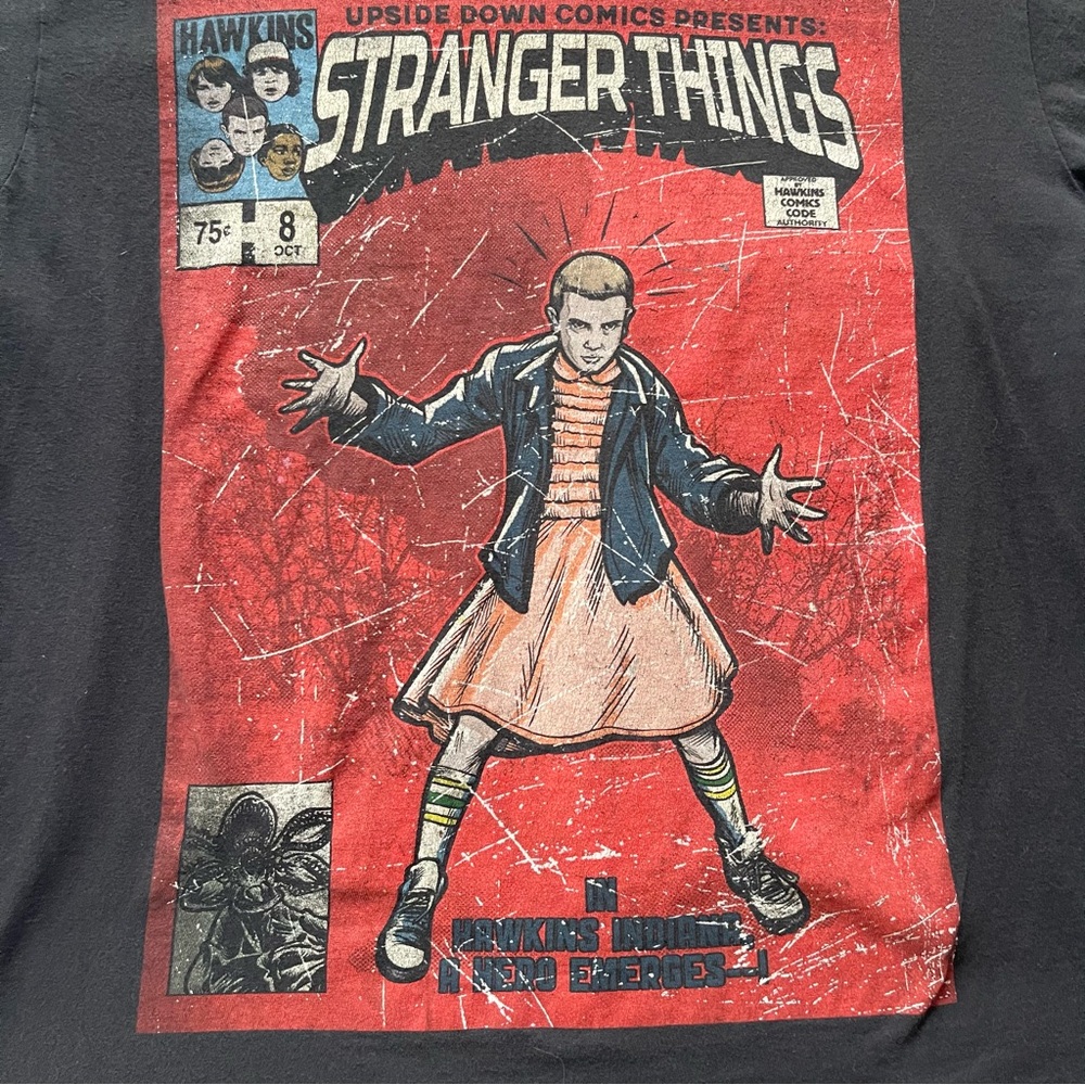 Eleven from the Netflix series Stranger Things T-Shirt Size Large